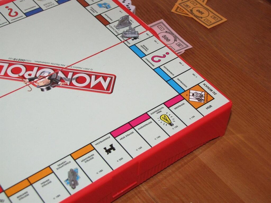 Few games are as iconic as Monopoly, a family favourite that has spanned generations and inspired countless game nights. Now, Monopoly Lifesized takes that same competitive spirit and transforms it into a unique experience in London. Guests step into a 15-meter-square board, swap dice for real-life challenges, and immerse themselves in a theatrical adventure that blends nostalgia with innovation.